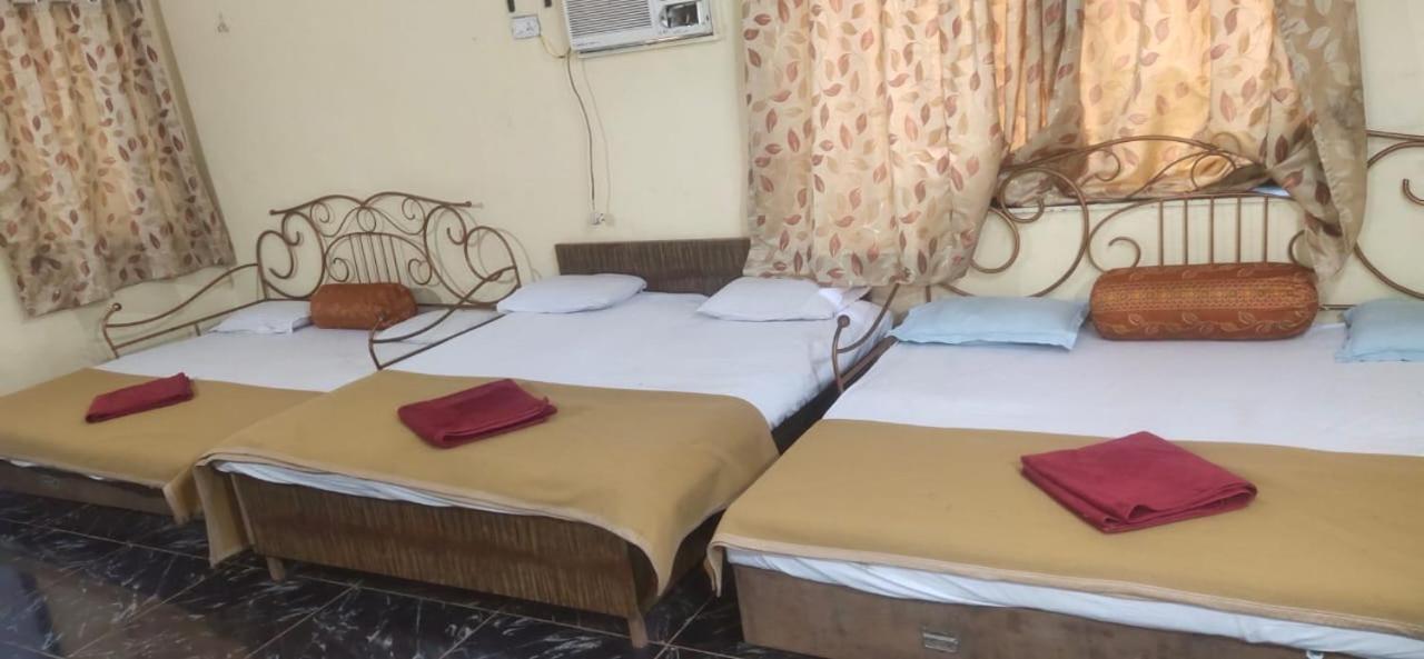 Hotel Hilltone Veg Non Veg Matheran Extérieur photo