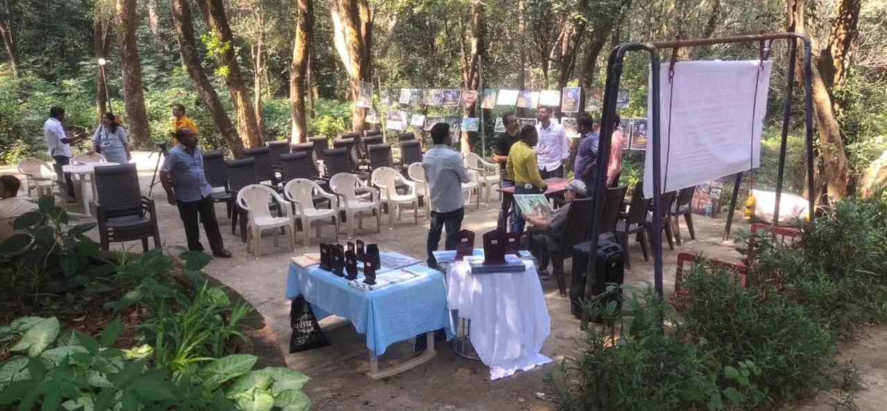 Hotel Hilltone Veg Non Veg Matheran Extérieur photo