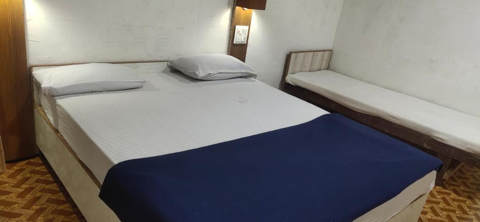 Hotel Hilltone Veg Non Veg Matheran Extérieur photo
